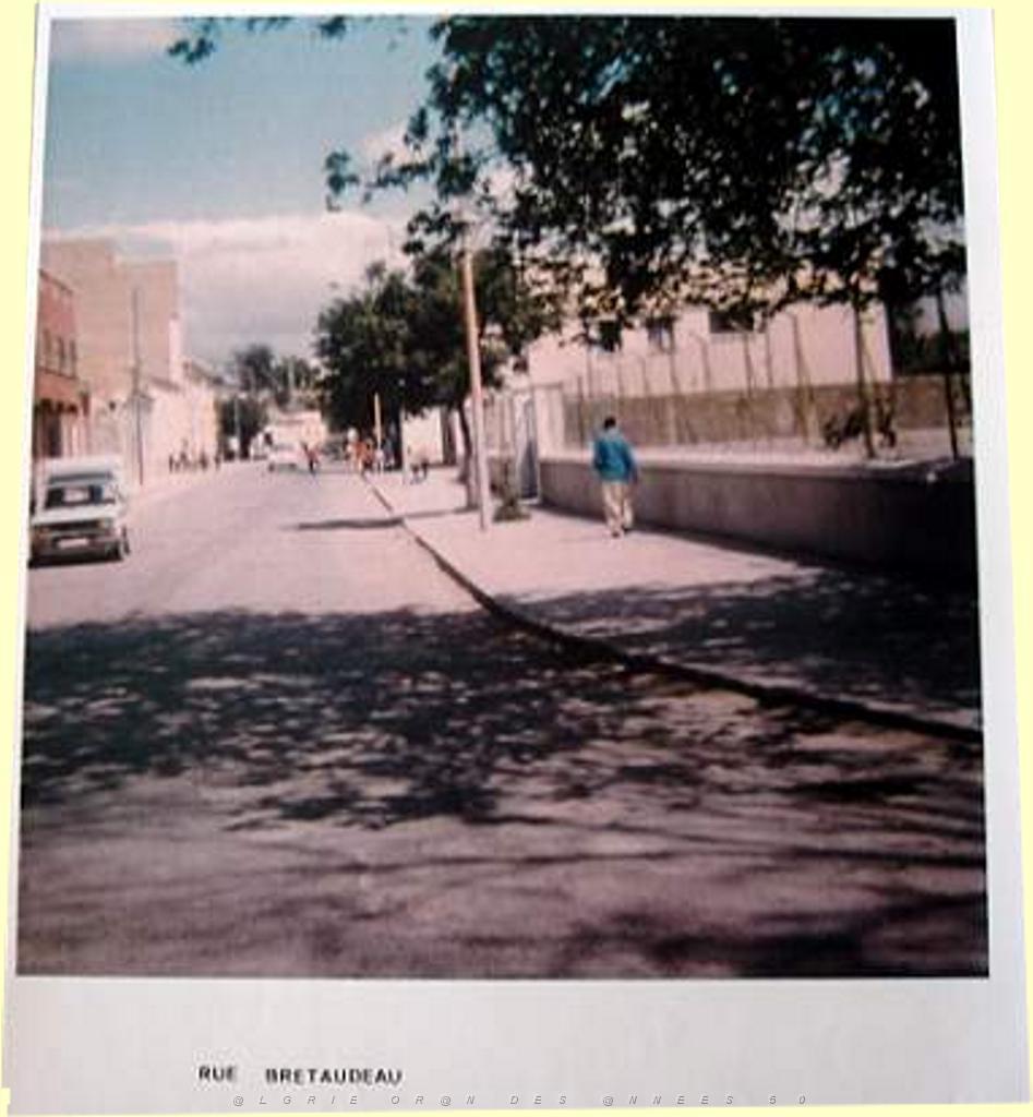 SIDI BEL ABBES RUE BRETAUDEAU.JPG